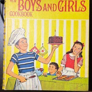 Betty Crocker's New Boys and Girls Cook Vintage Book